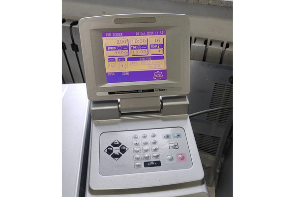 日立高速冷凍離心機噪音故障獲專業團隊高效解決保障科研與生產順利進行